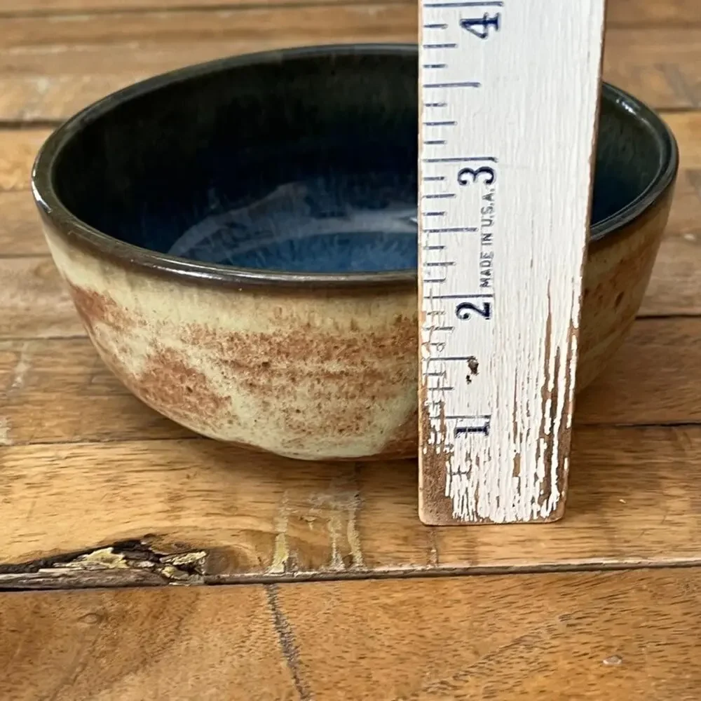 Artisan Pottery Bowl 5.25